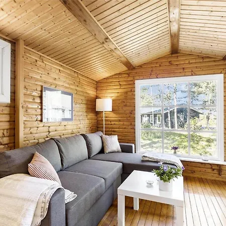 12242-sjaellands-odde-faellesskoven-10 * Tjørneholm