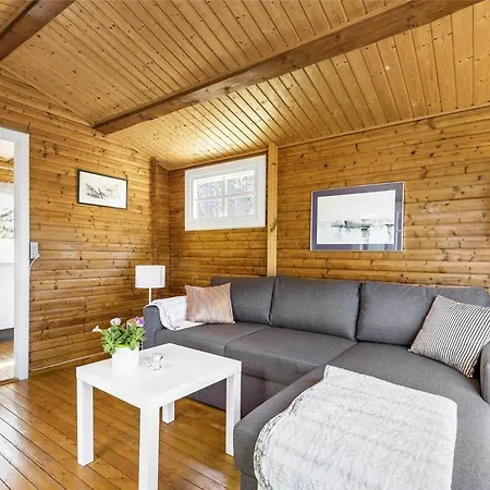 Nyaraló 12242-sjaellands-odde-faellesskoven-10 Tjørneholm